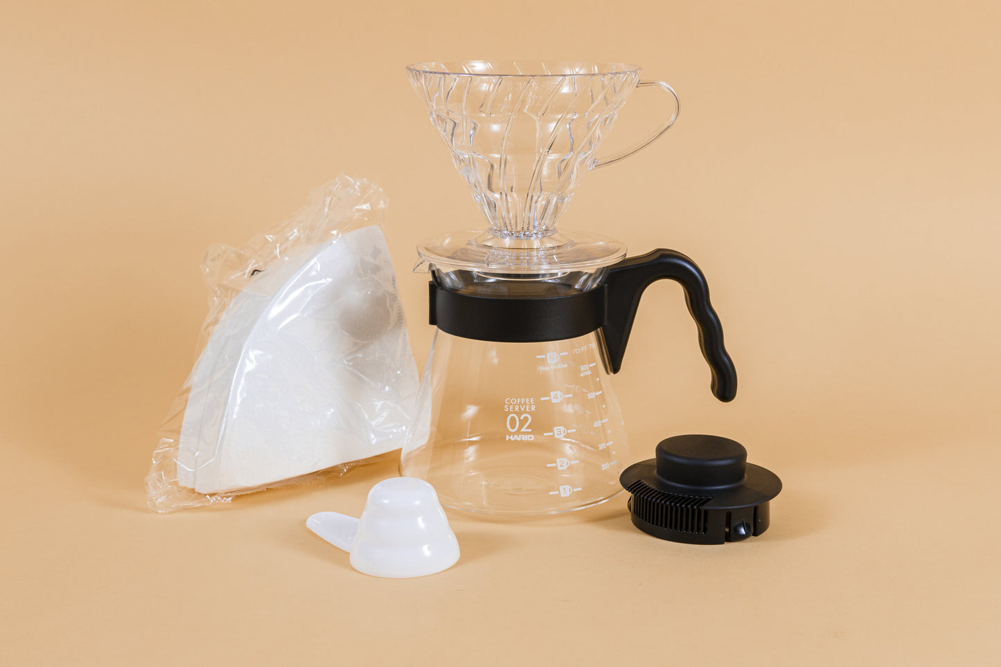 Hario USA Brew Set Black / 02 V60 Pour Over Coffee Starter Set