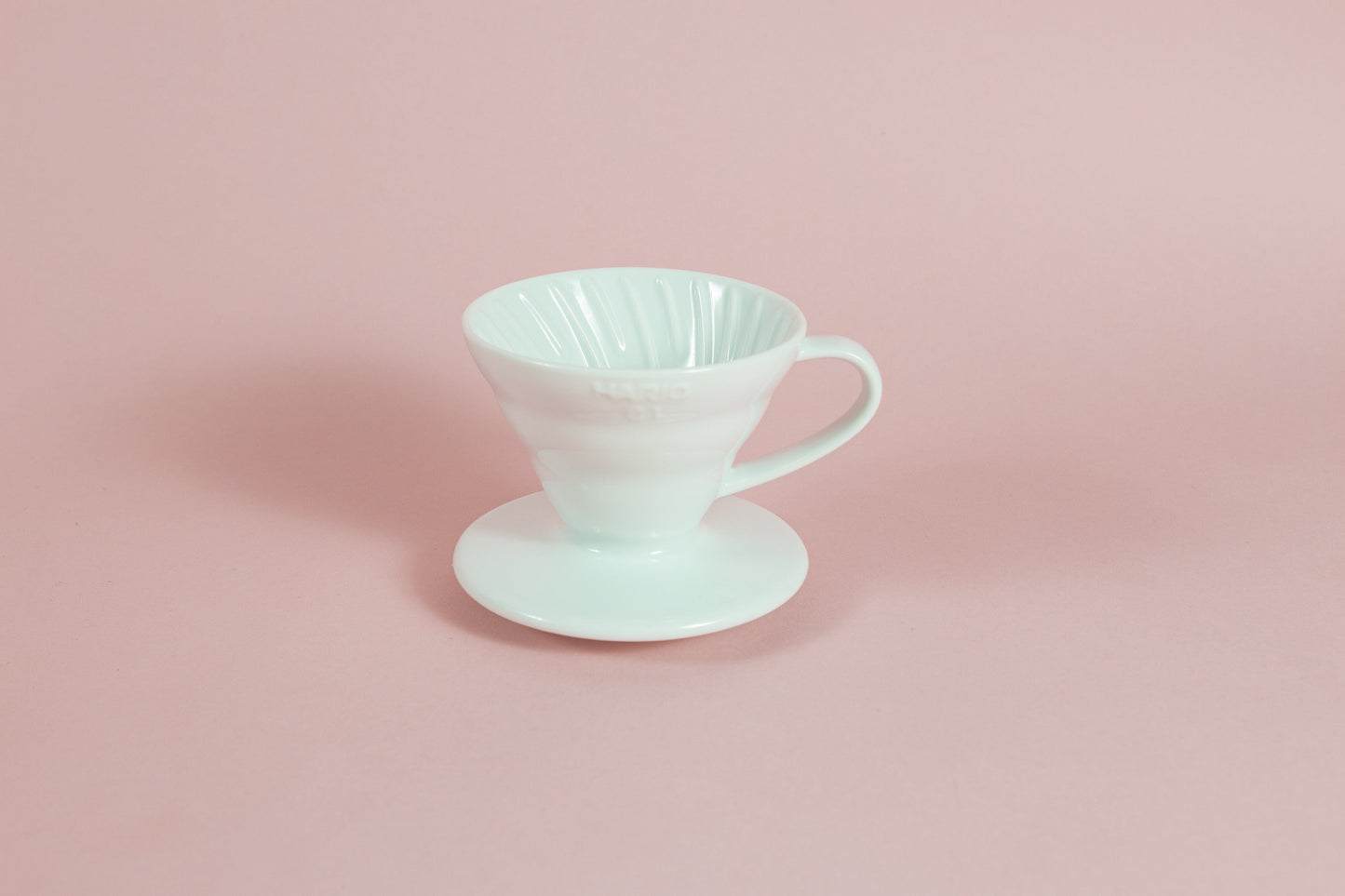 Hario USA Dripper White / 01 V60 Ceramic Coffee Dripper 01
